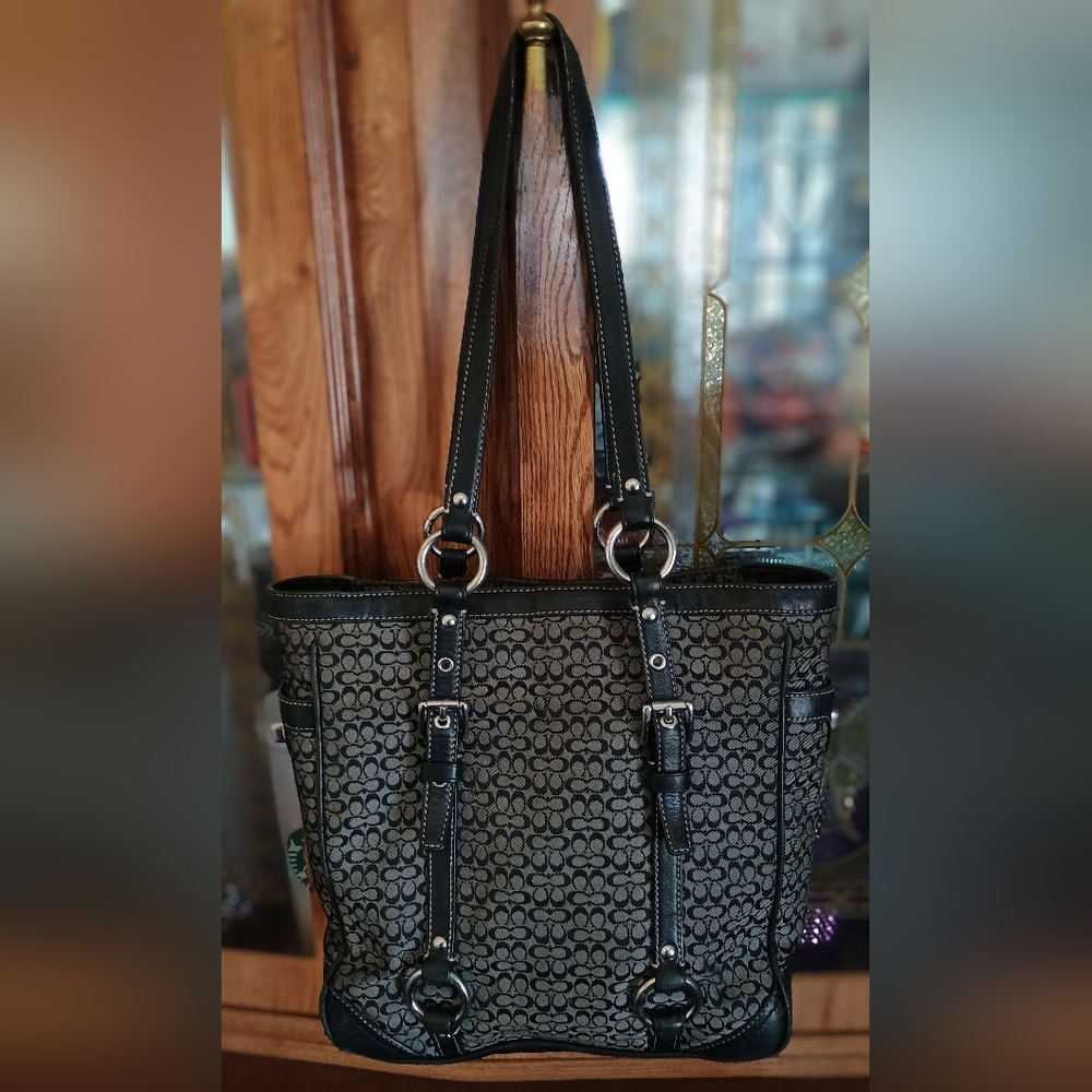 Coach Shoulder Bag